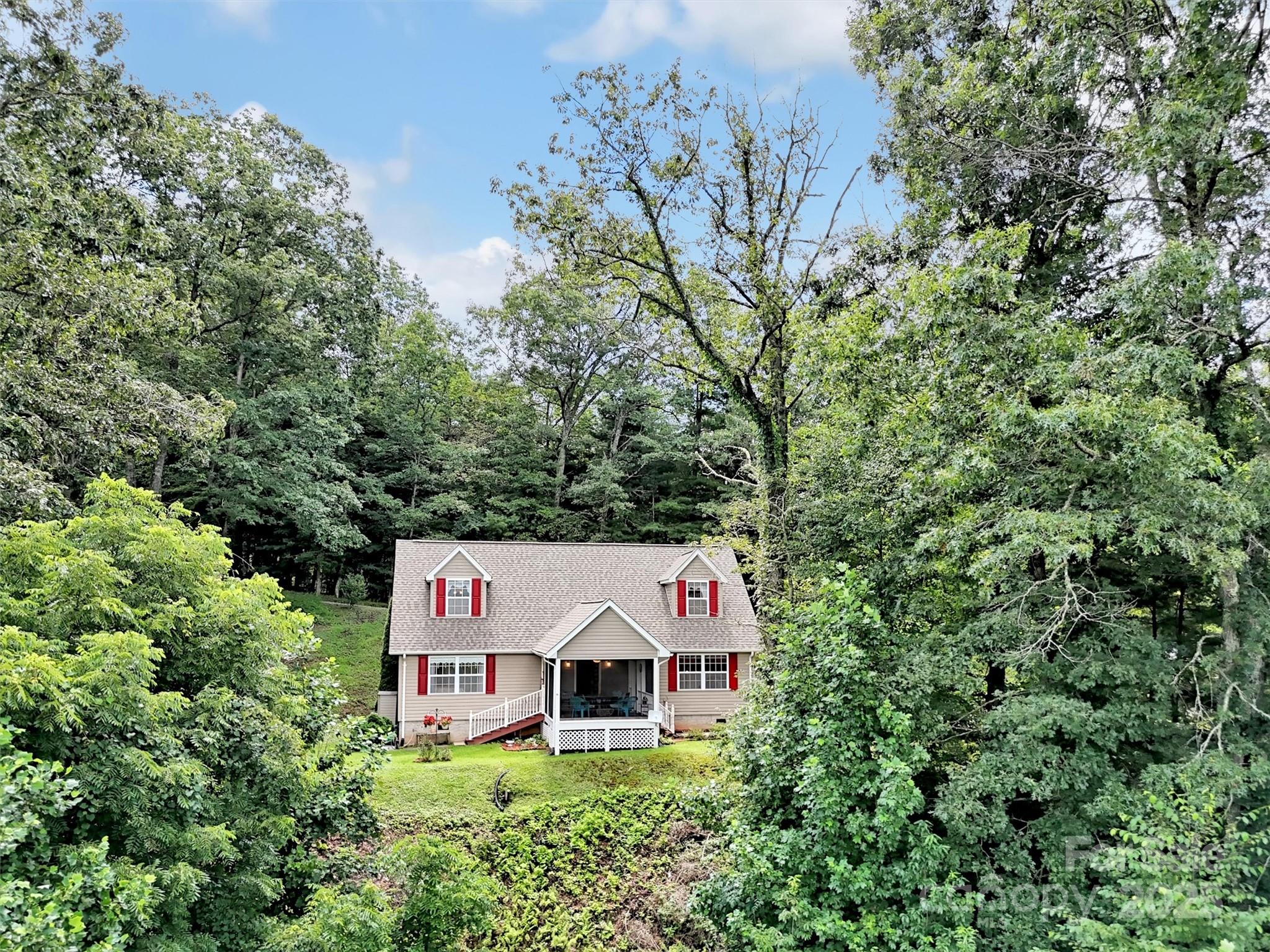 562 Beechwood Drive Sylva NC 28779