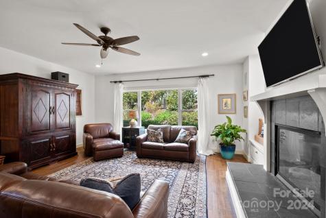 3 Von Ruck Terrace Asheville NC 28801