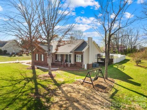 105 Laura Court Cherryville NC 28021