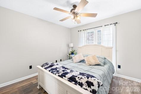 105 Laura Court Cherryville NC 28021