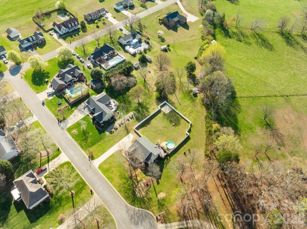 105 Laura Court Cherryville NC 28021
