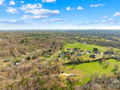 105 Laura Court Cherryville NC 28021