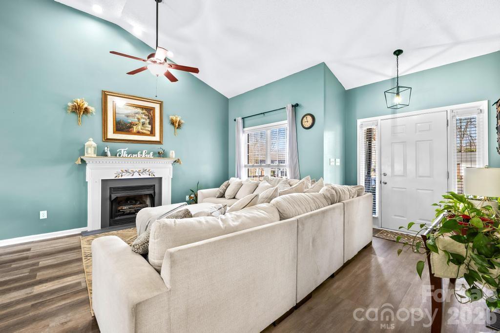 105 Laura Court Cherryville NC 28021