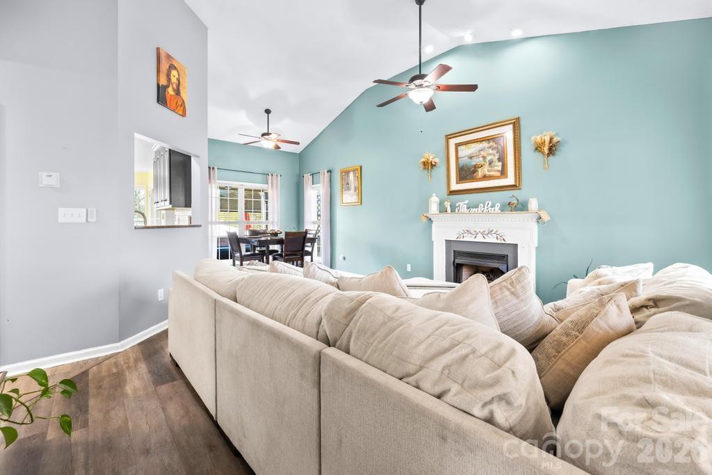 105 Laura Court Cherryville NC 28021