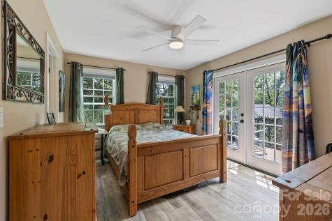 300 Wilson Drive Brevard NC 28712