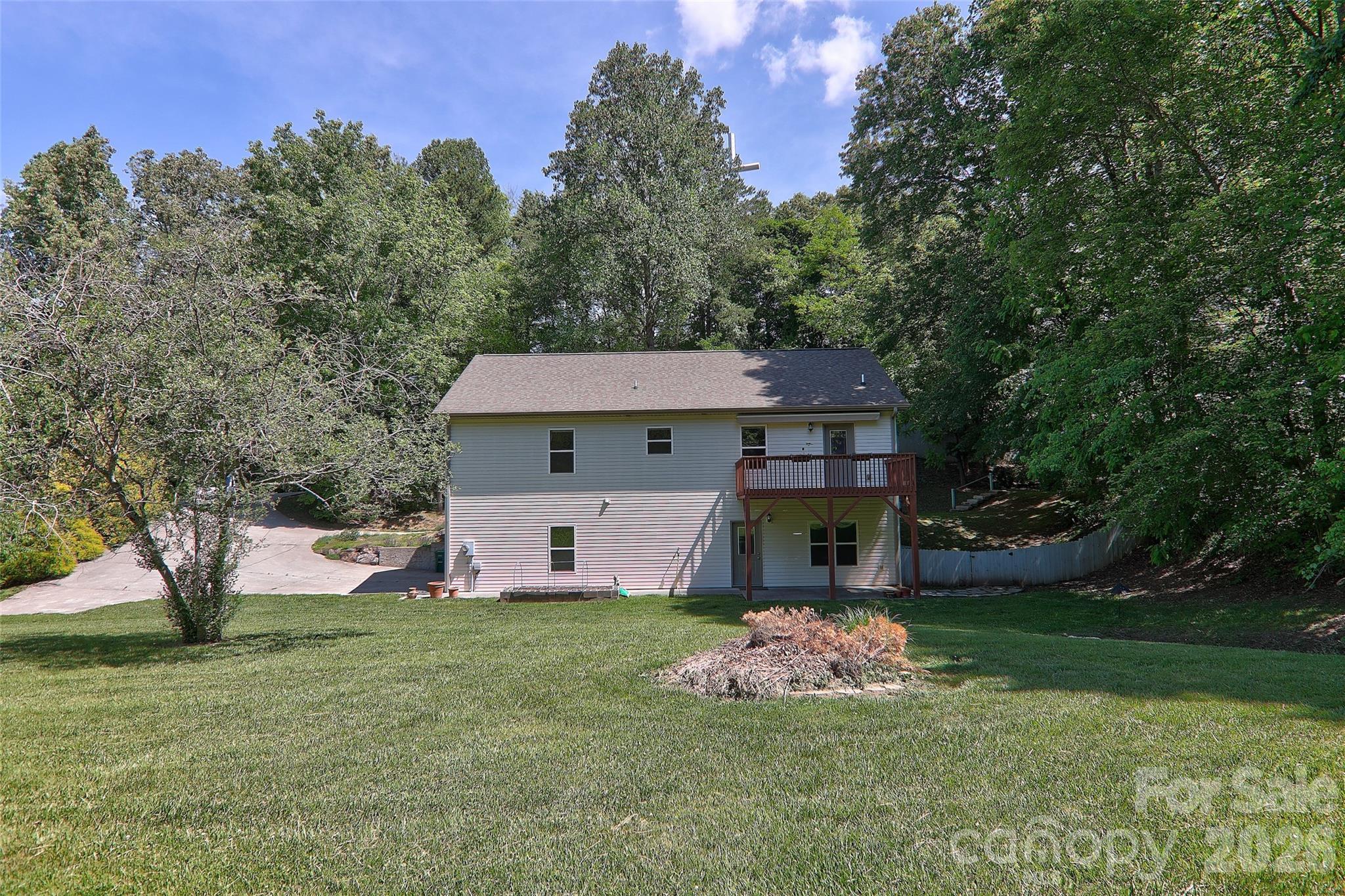 16 Southwood Drive Weaverville NC 28787