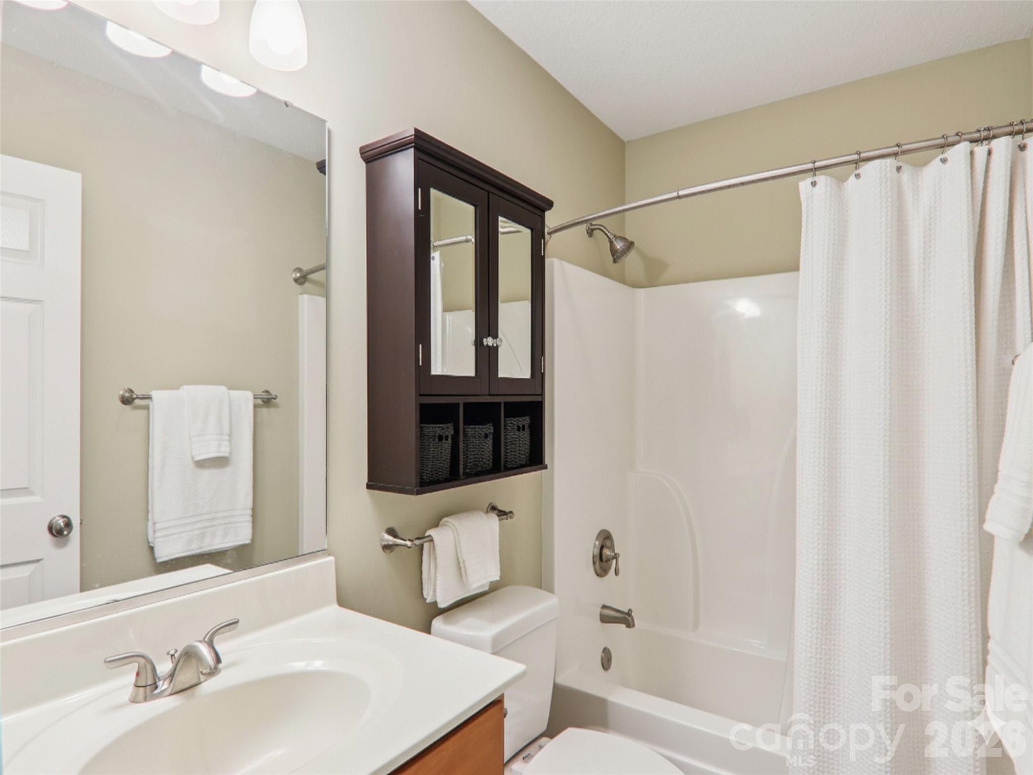 16 Southwood Drive Weaverville NC 28787