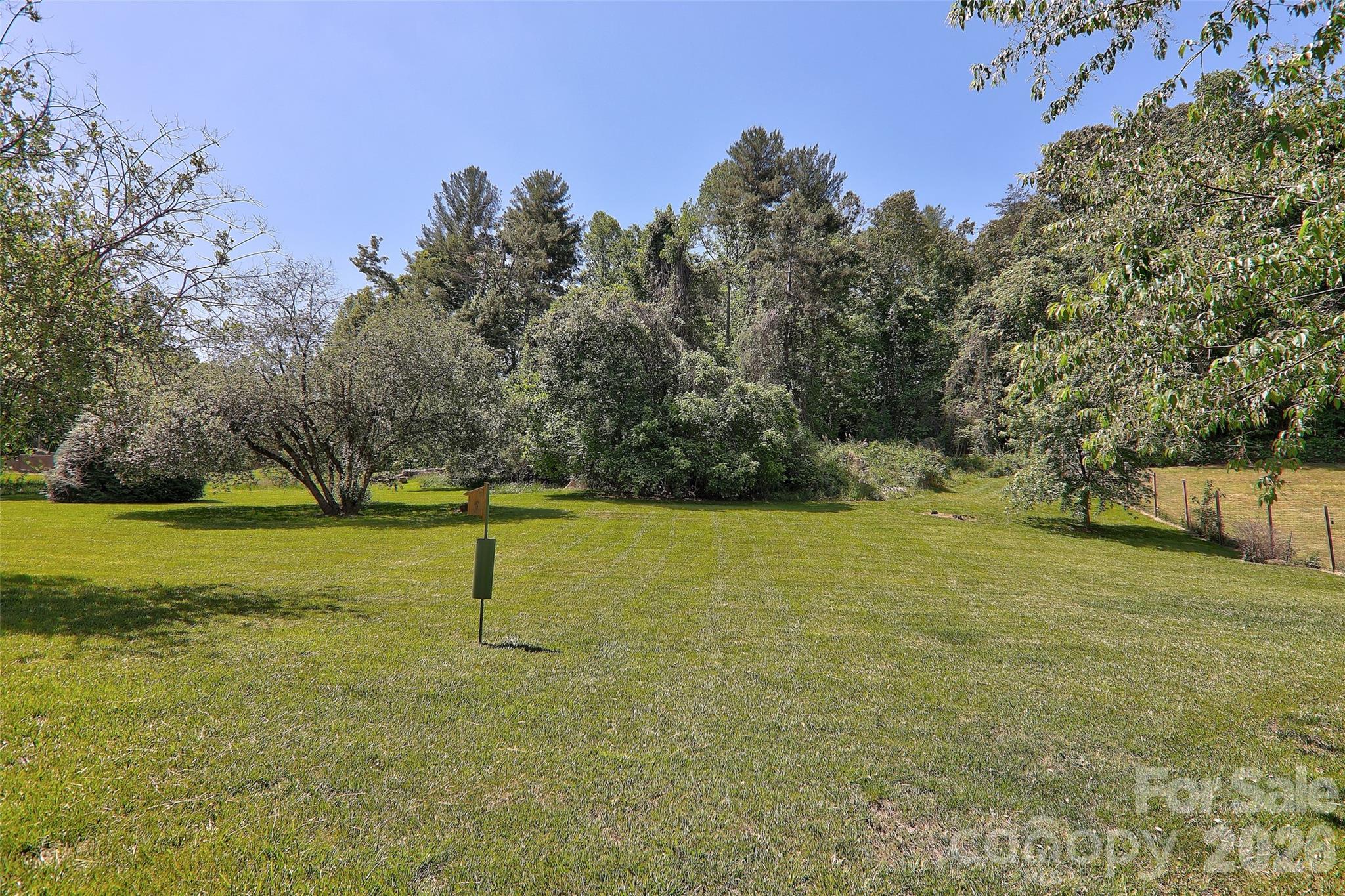 16 Southwood Drive Weaverville NC 28787