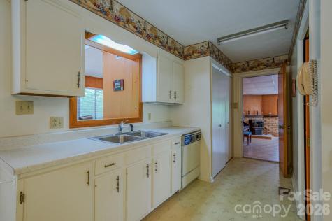 22 Tilson Trail Asheville NC 28805