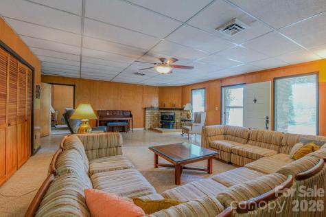 22 Tilson Trail Asheville NC 28805