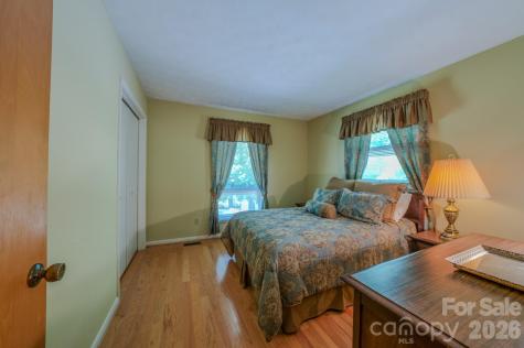22 Tilson Trail Asheville NC 28805