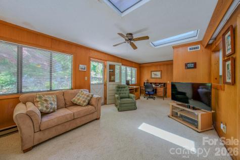 22 Tilson Trail Asheville NC 28805