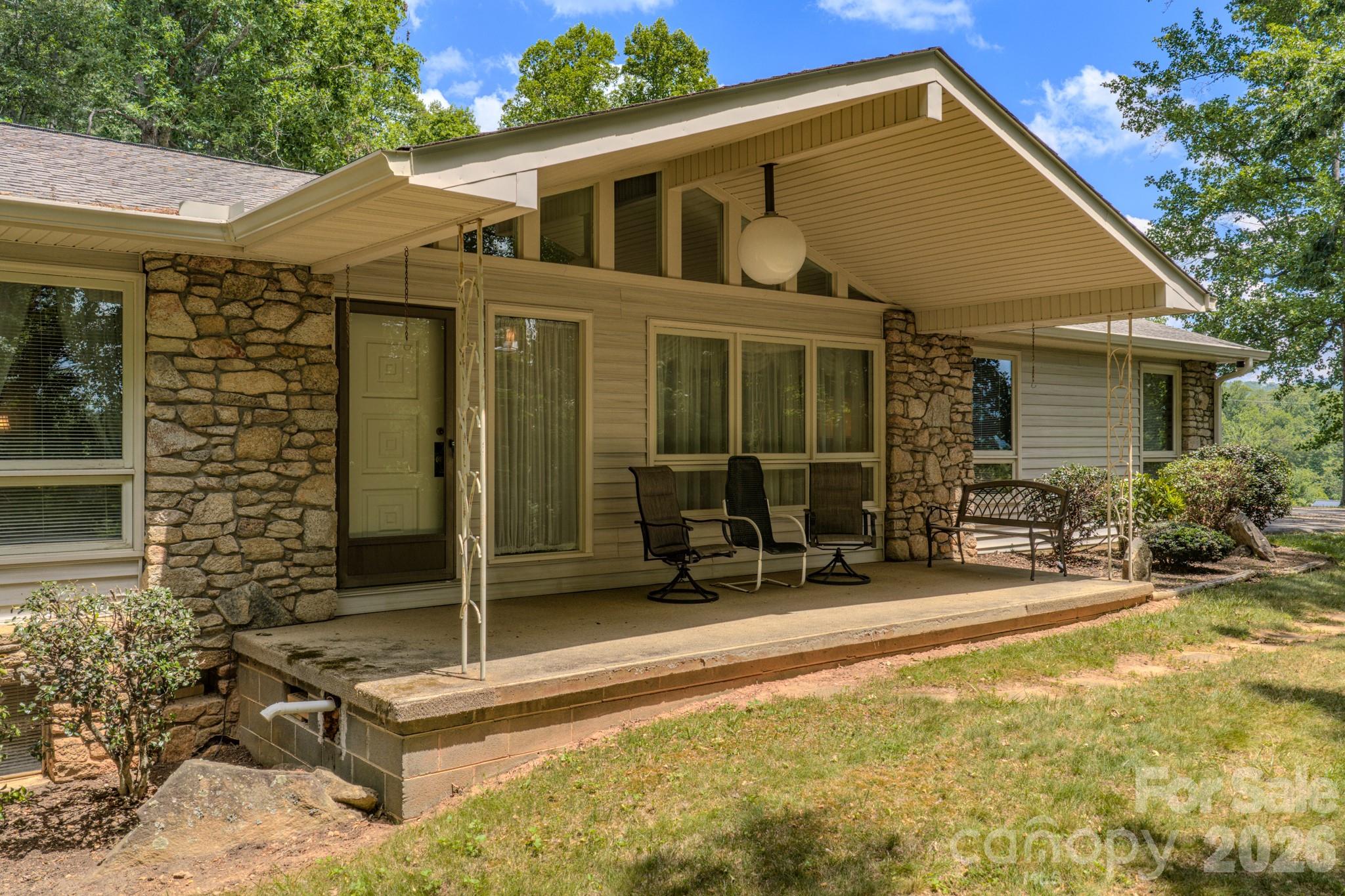 22 Tilson Trail Asheville NC 28805