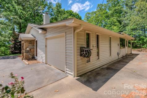 22 Tilson Trail Asheville NC 28805