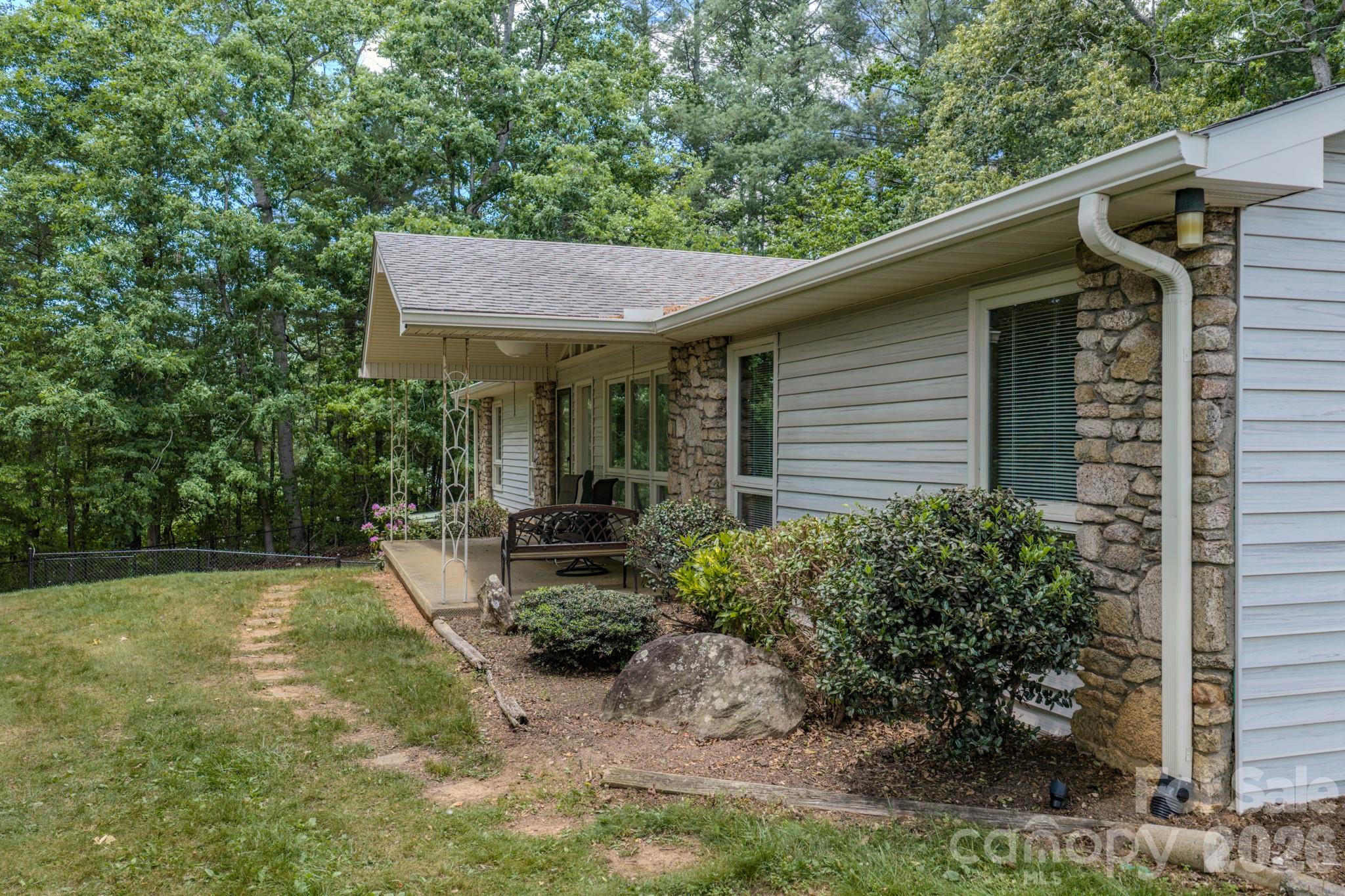 22 Tilson Trail Asheville NC 28805