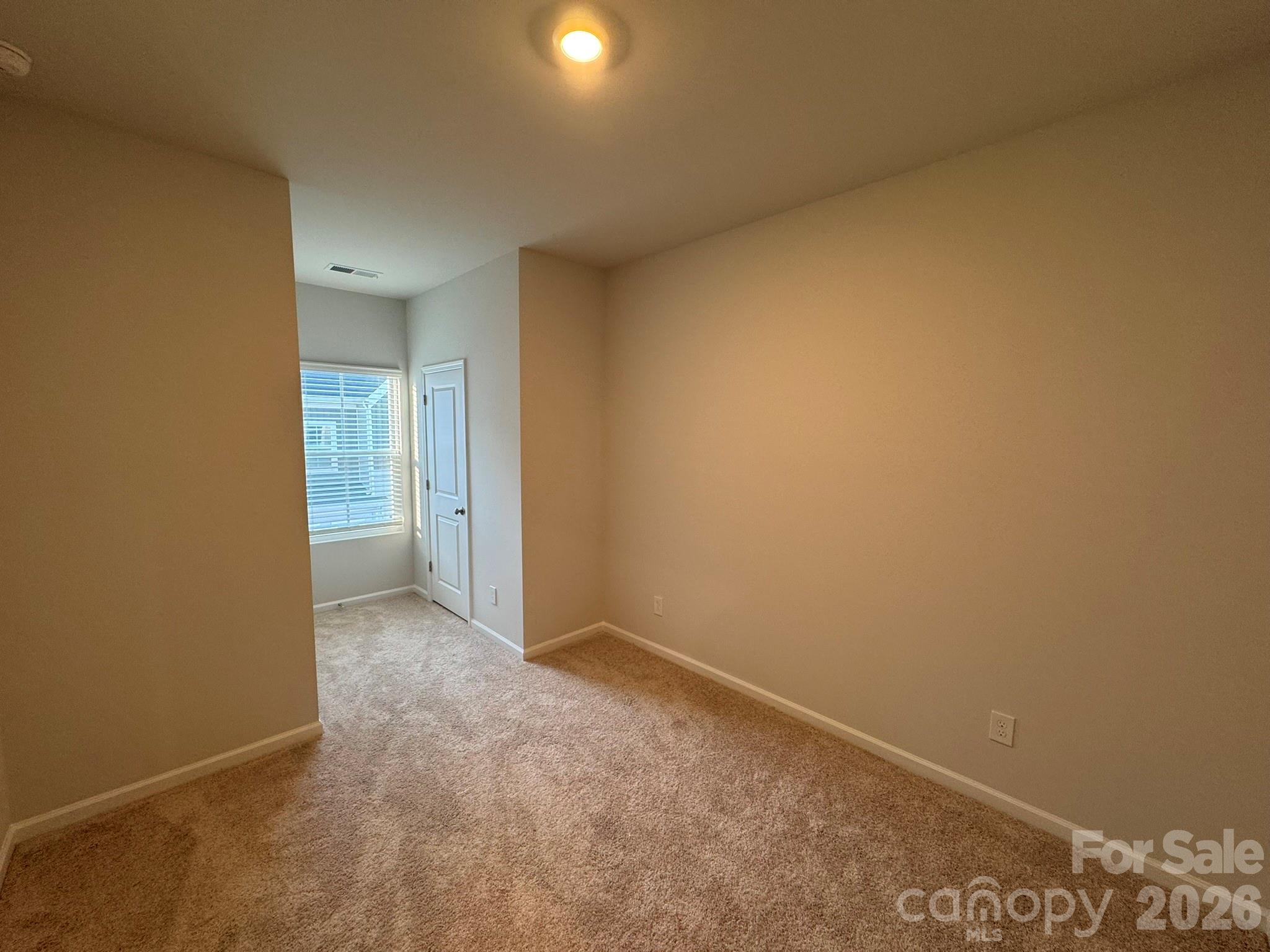 4632 Lakeview Road Charlotte NC 28216