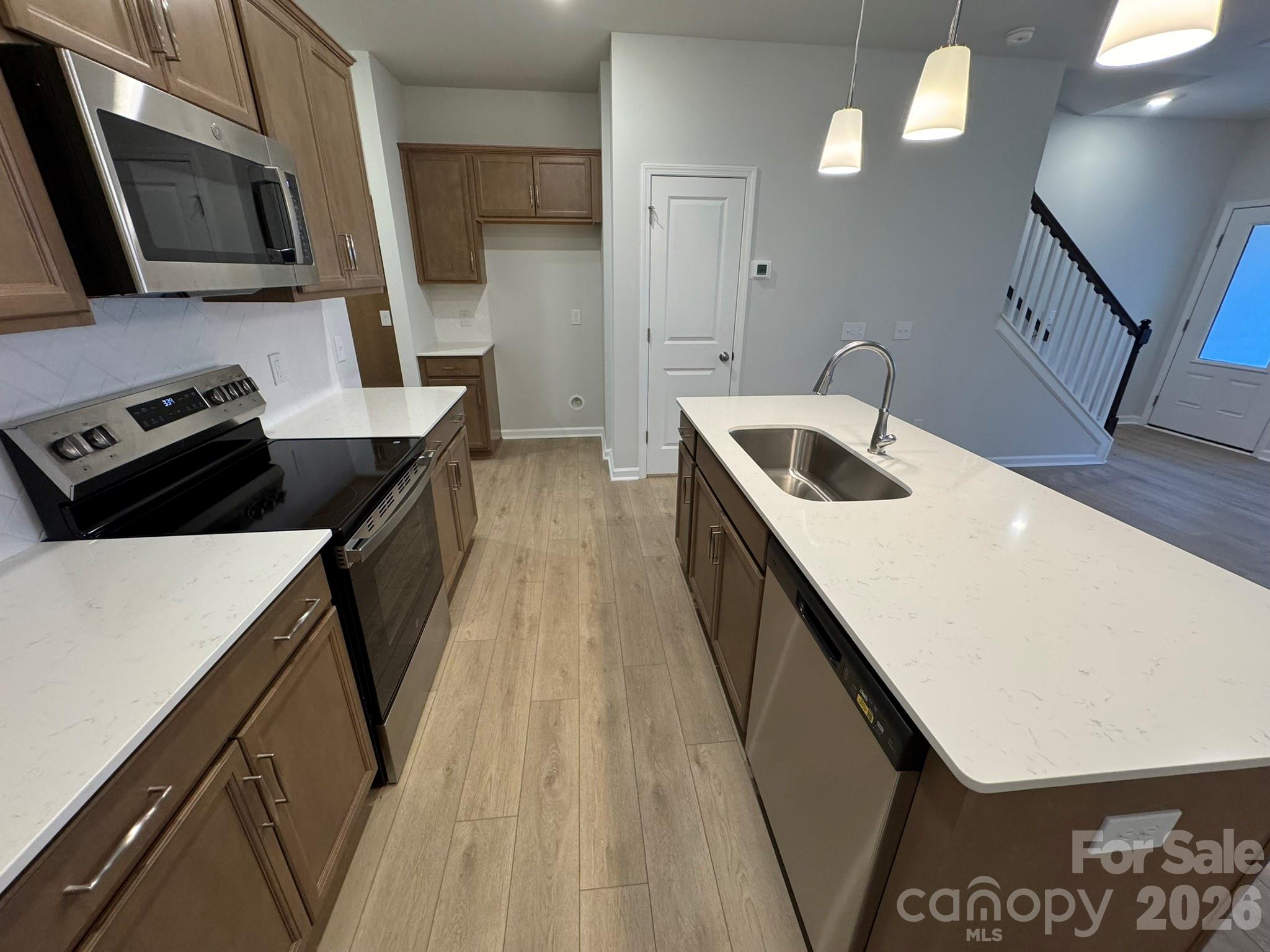 4632 Lakeview Road Charlotte NC 28216