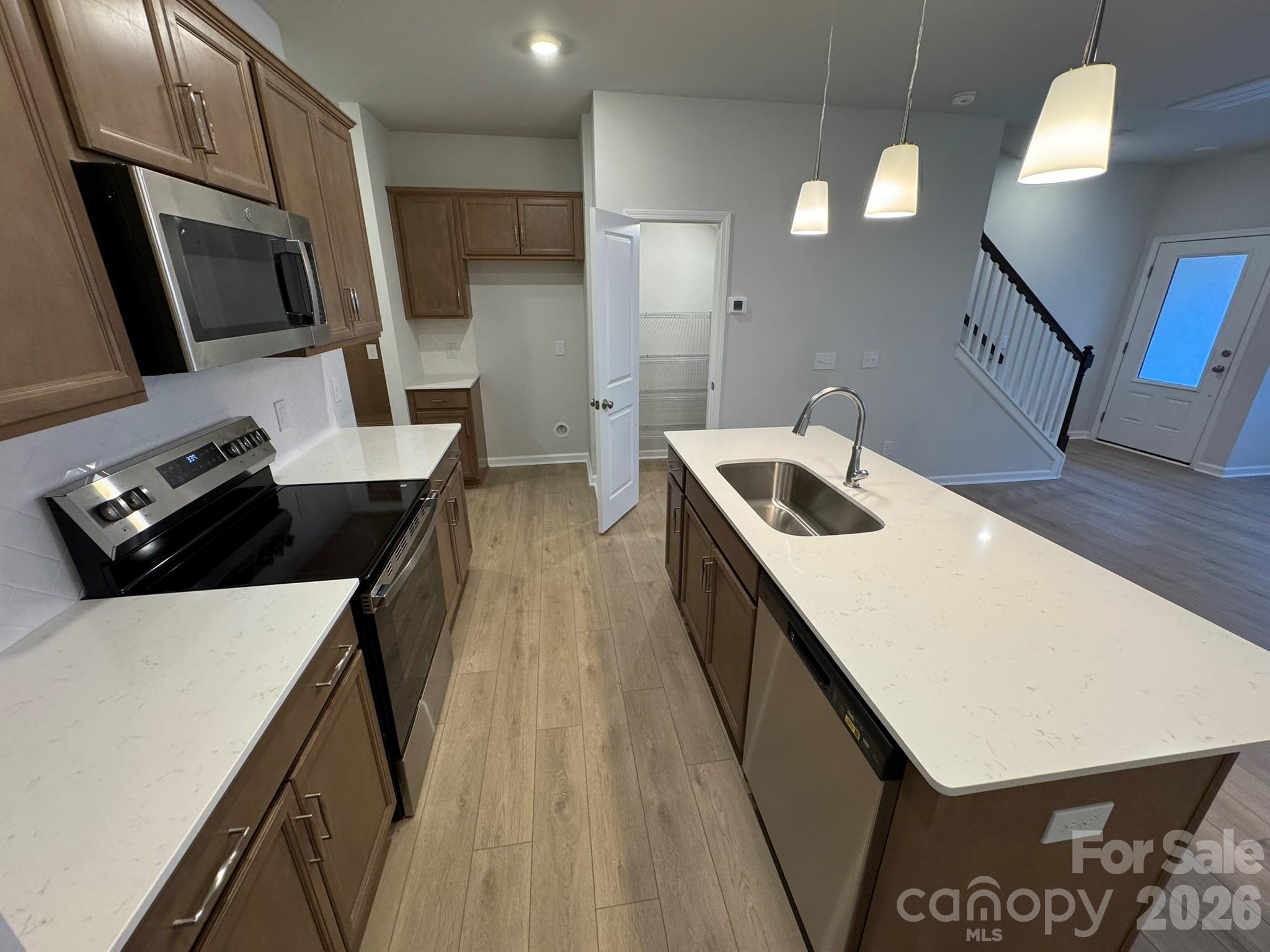 4632 Lakeview Road Charlotte NC 28216