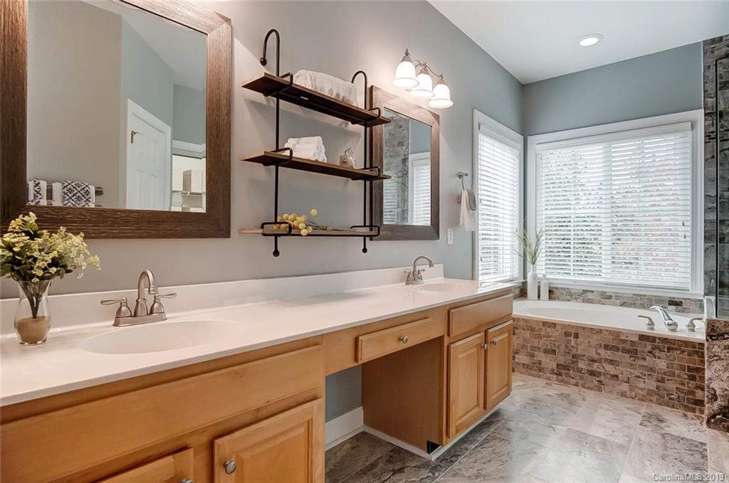 7103 Weddington Brook Drive Matthews NC 28104