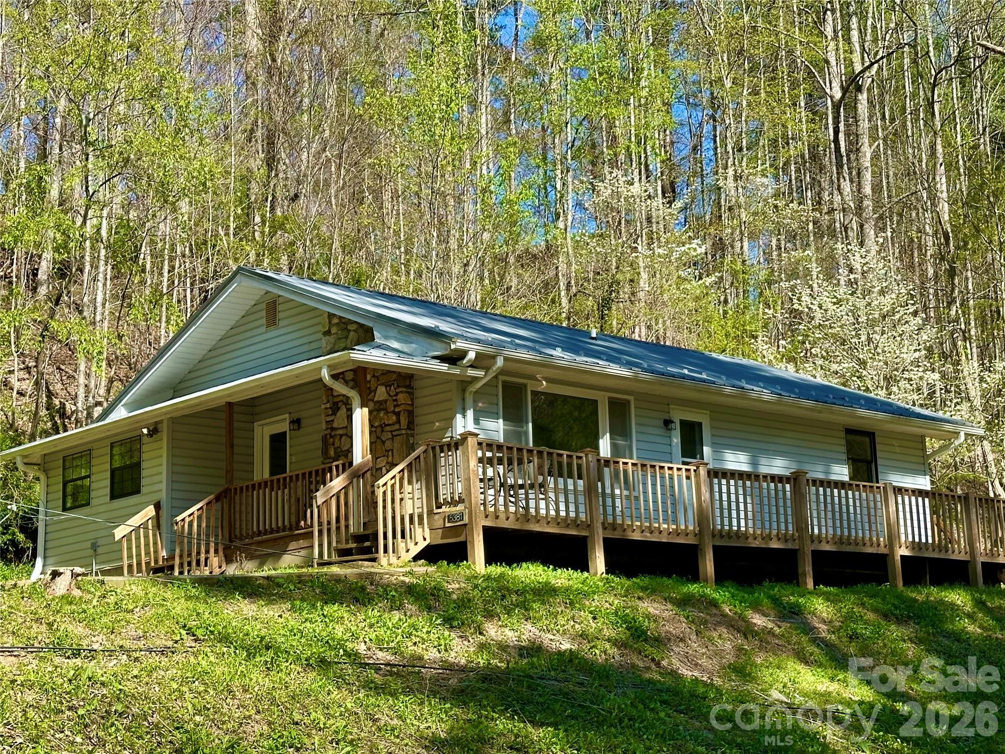 5381 State Hwy 197 S Highway Burnsville NC 28714