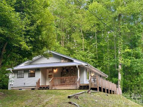 5381 State Hwy 197 S Highway Burnsville NC 28714