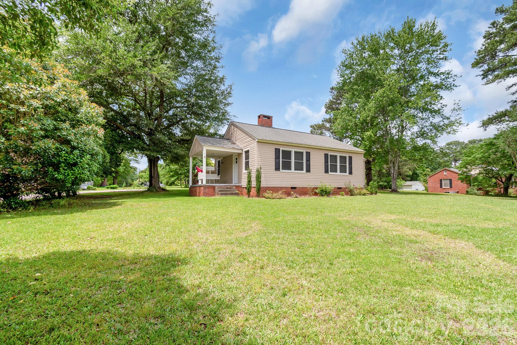 1604 Converse Street Lancaster SC 29720