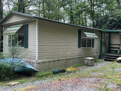 63 Apple Bee Road Brevard NC 28712