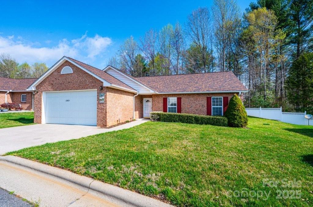 1265 Wexford Village Circle NE Lenoir NC 28645