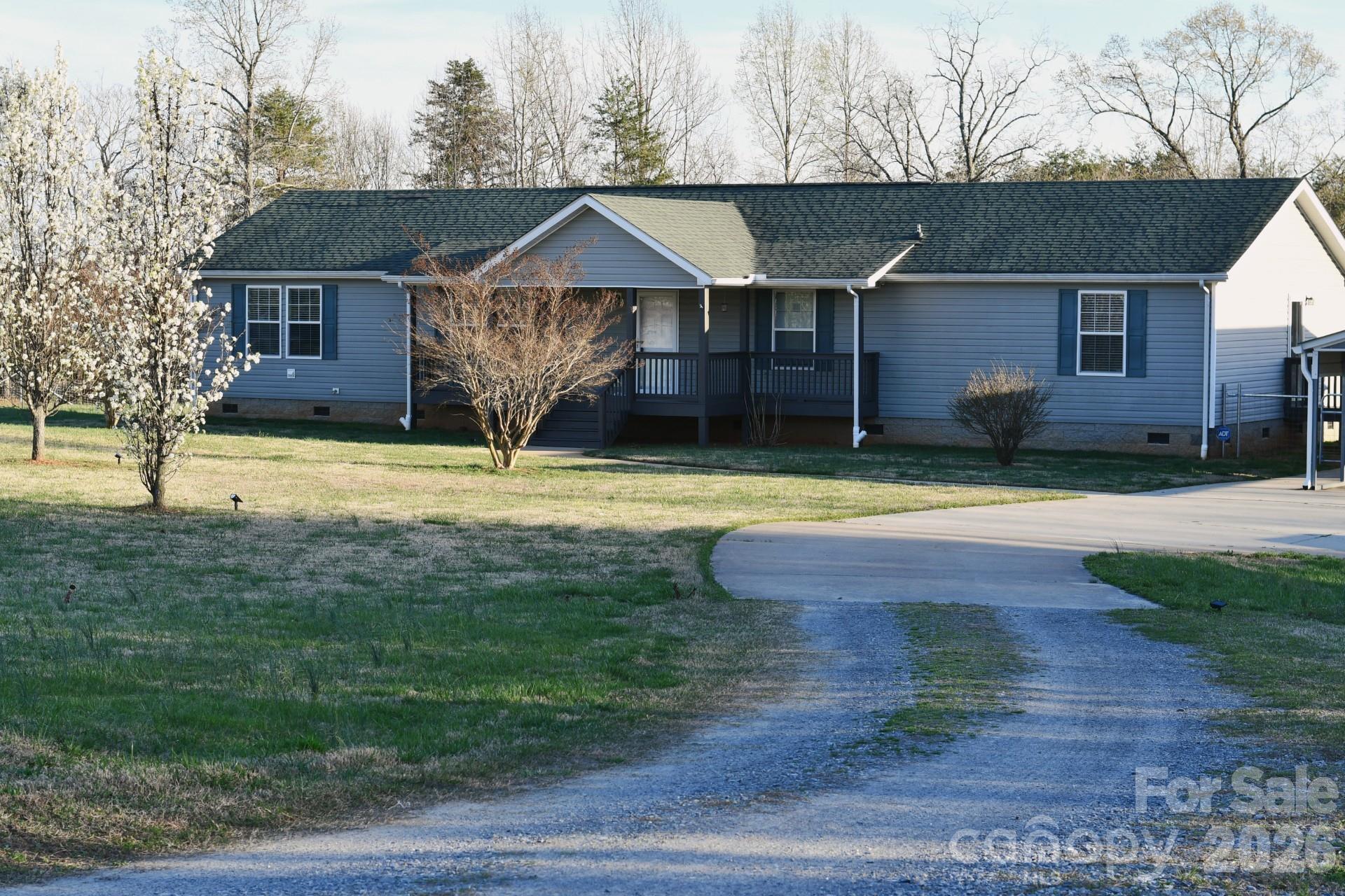 3343 Hollis Road Ellenboro NC 28040