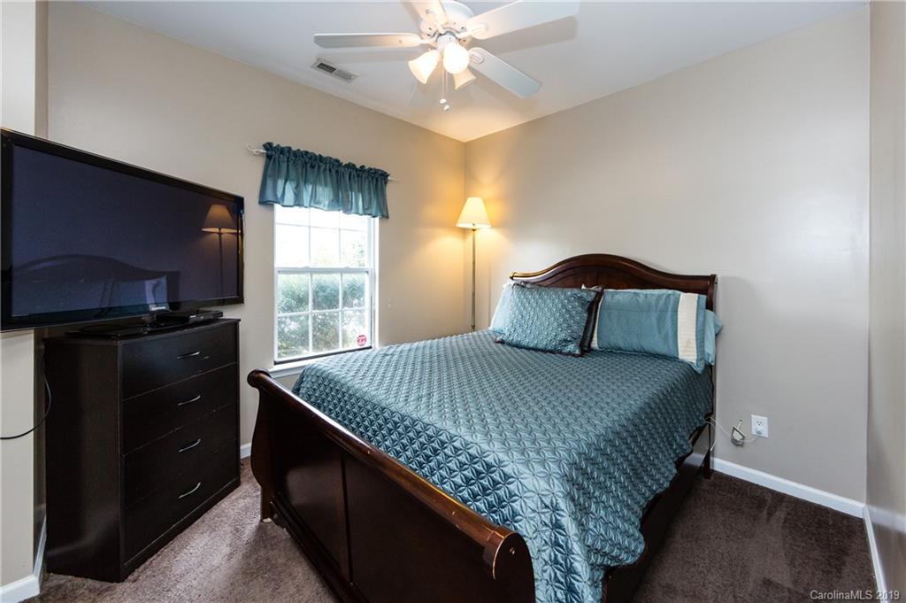 2122 Pheasant Glen Road Charlotte NC 28214