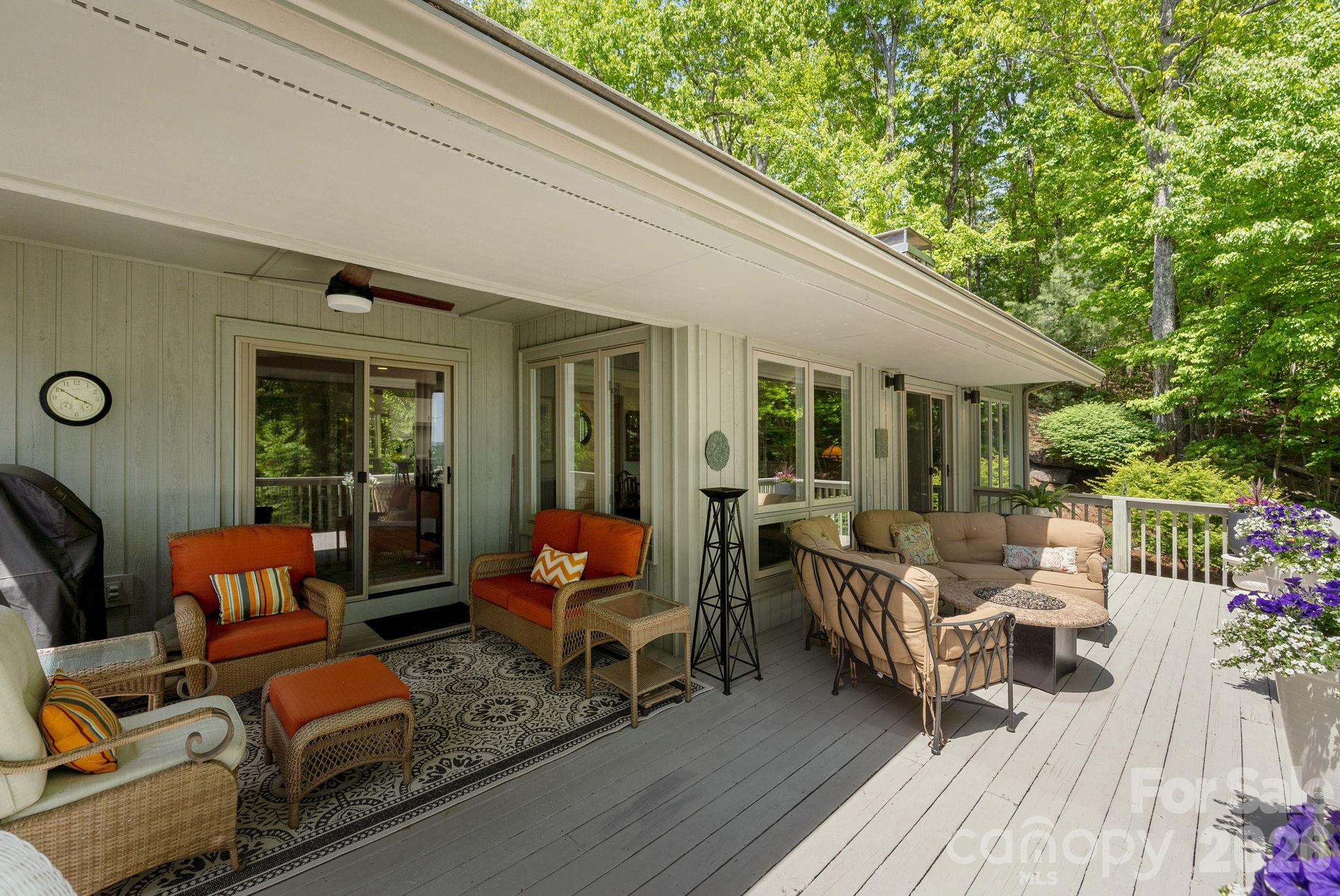 258 Dalhousie Court Flat Rock NC 28731