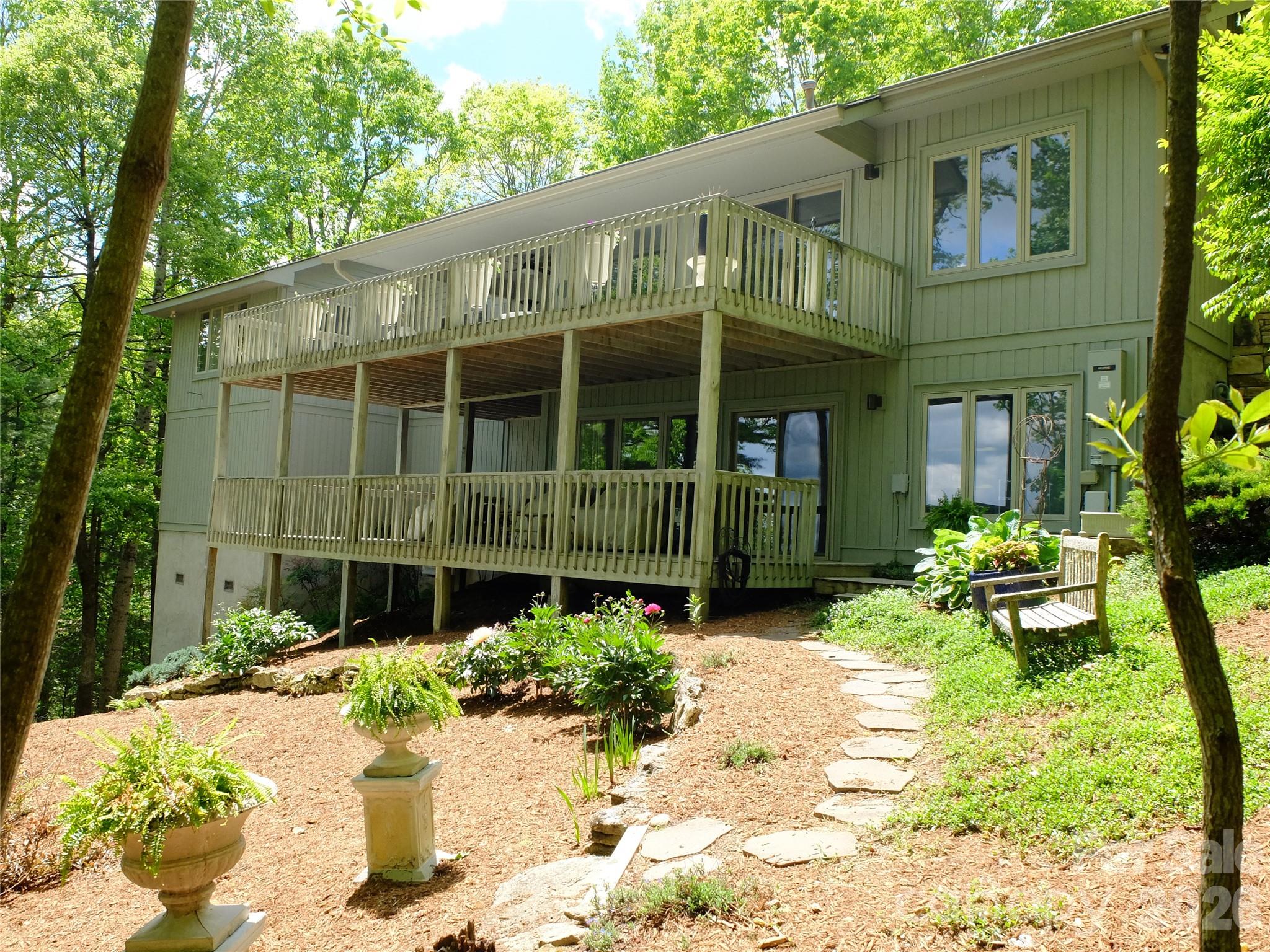 258 Dalhousie Court Flat Rock NC 28731