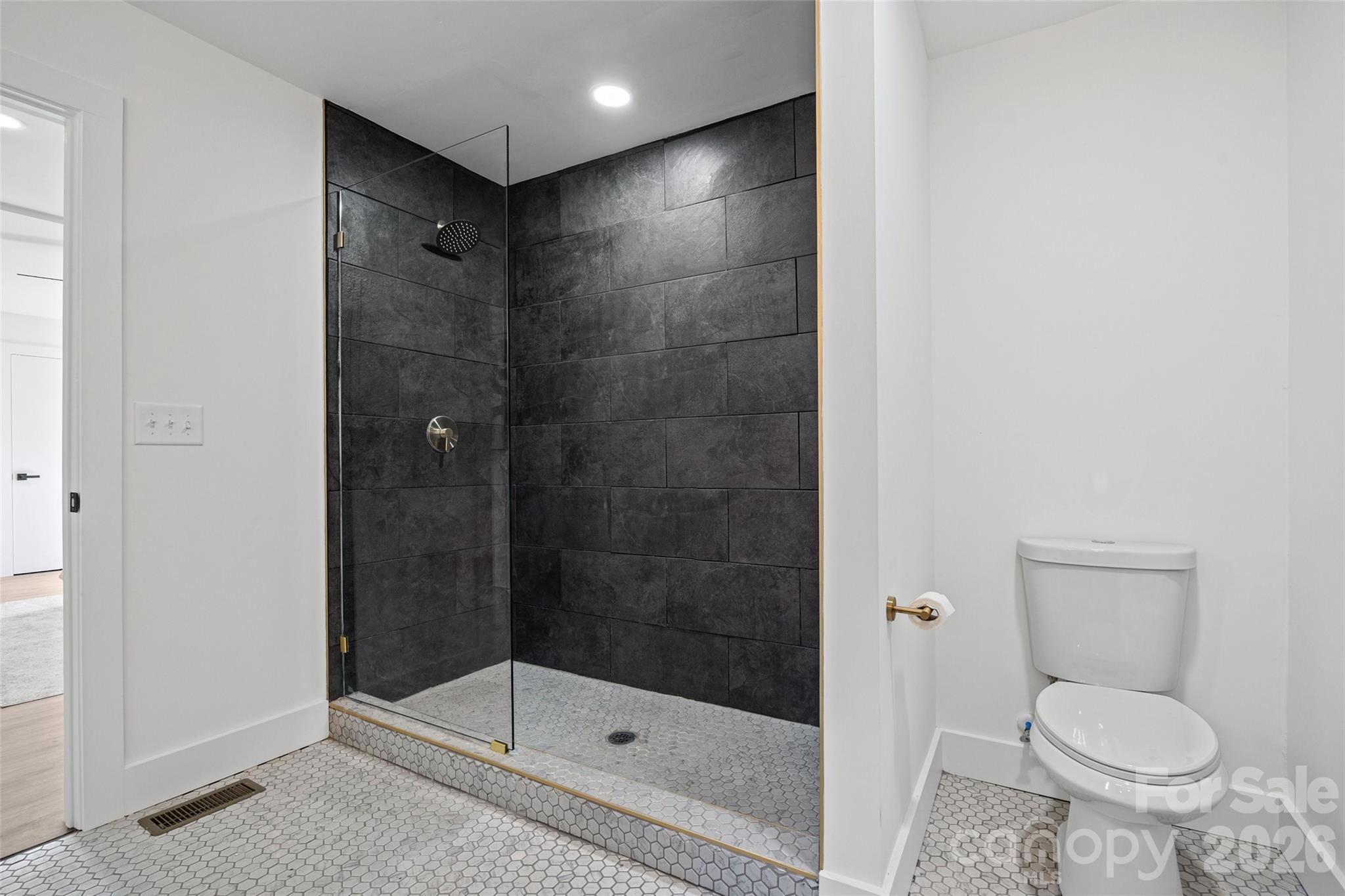 4200 Abbeydale Drive Charlotte NC 28205