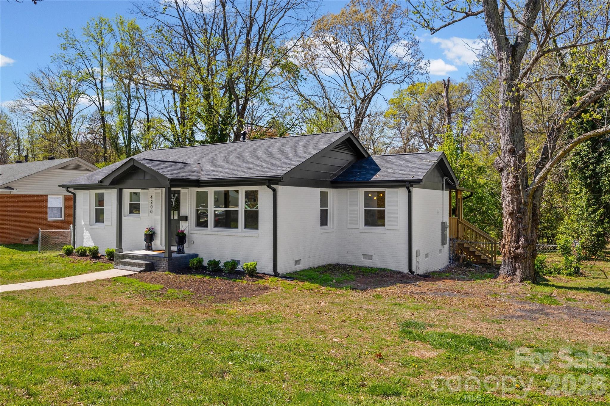 4200 Abbeydale Drive Charlotte NC 28205