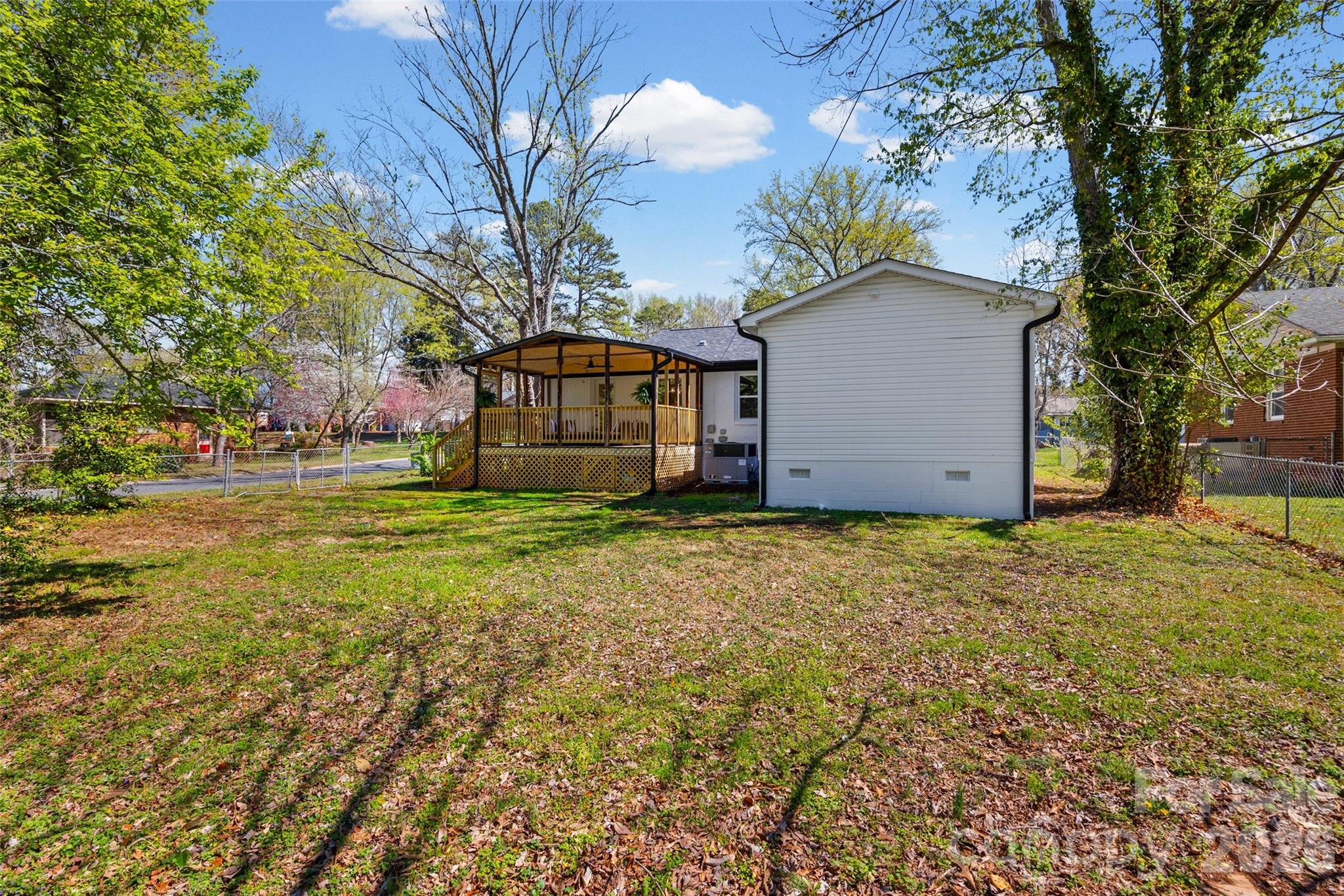 4200 Abbeydale Drive Charlotte NC 28205