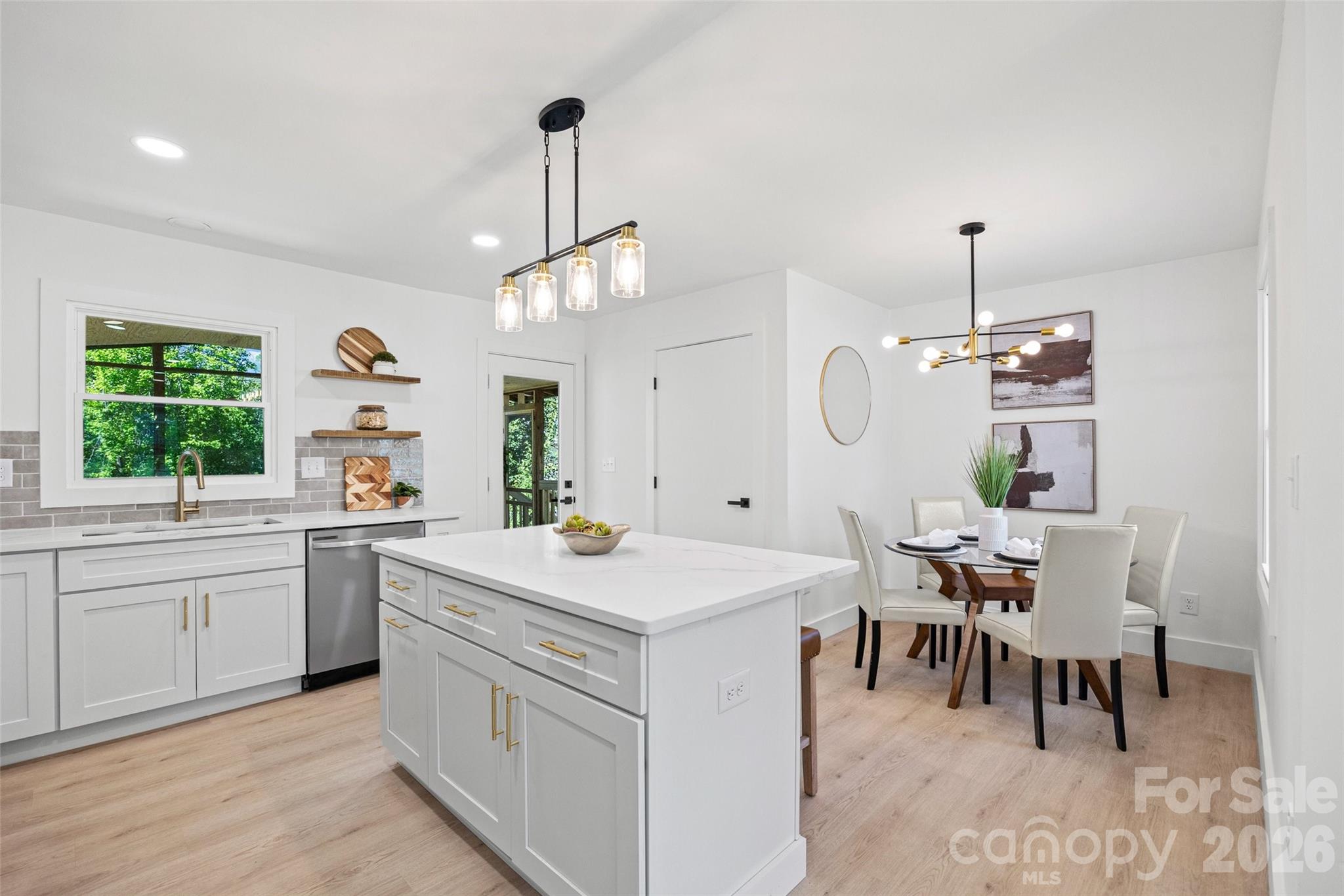 4200 Abbeydale Drive Charlotte NC 28205