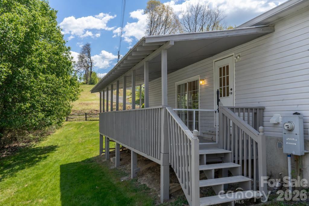 71 Bullfrog Cove Road Sylva NC 28779