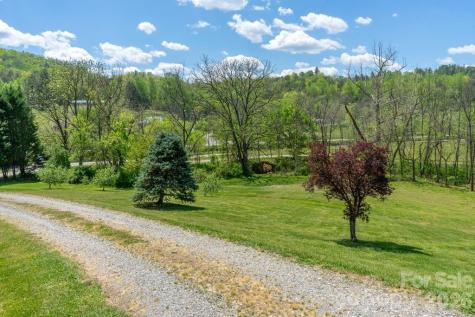 71 Bullfrog Cove Road Sylva NC 28779