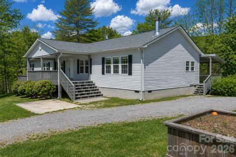 71 Bullfrog Cove Road Sylva NC 28779