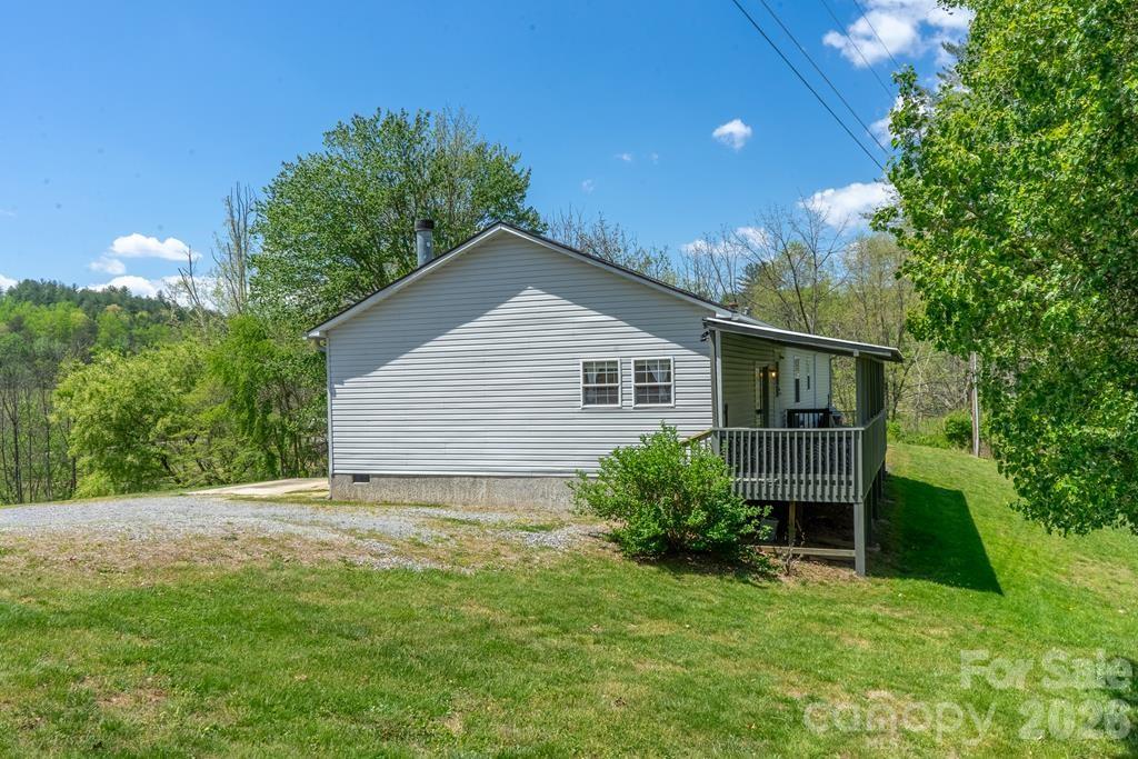 71 Bullfrog Cove Road Sylva NC 28779