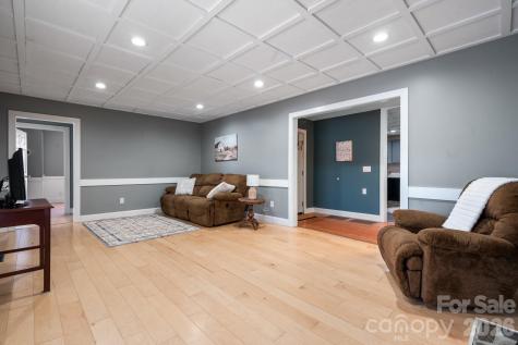 845 Linville Road Mount Airy NC 27030