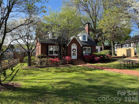 110 Lincoln Avenue Marion NC 28752