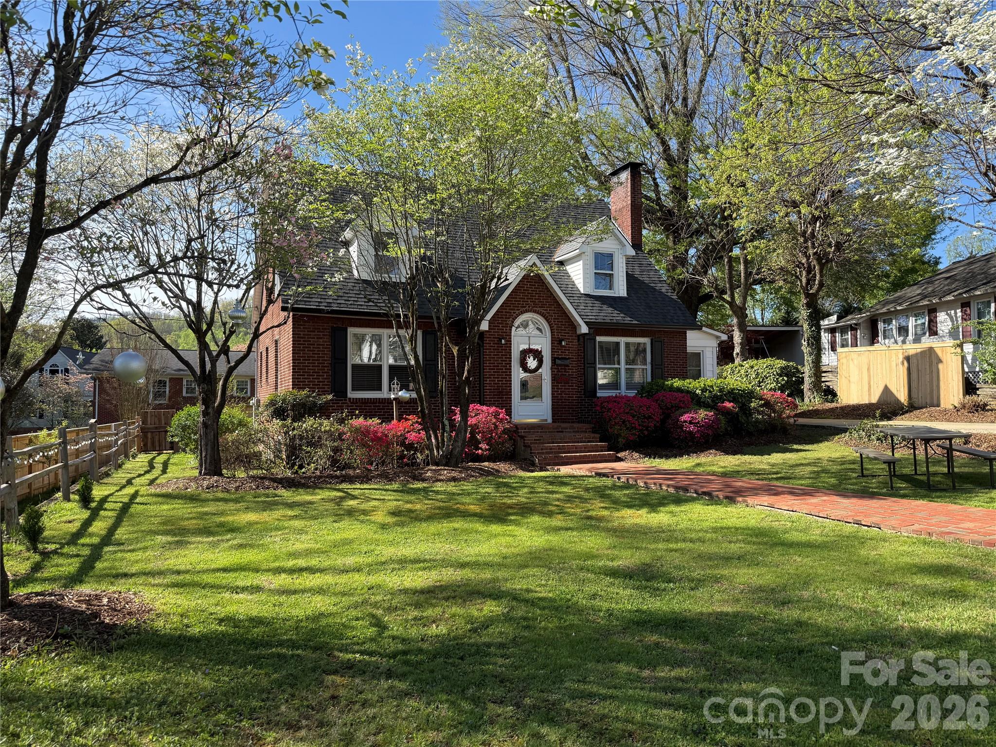 110 Lincoln Avenue Marion NC 28752