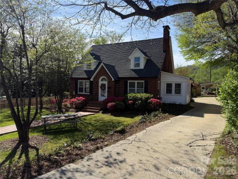110 Lincoln Avenue Marion NC 28752