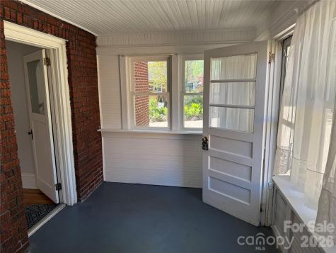 110 Lincoln Avenue Marion NC 28752