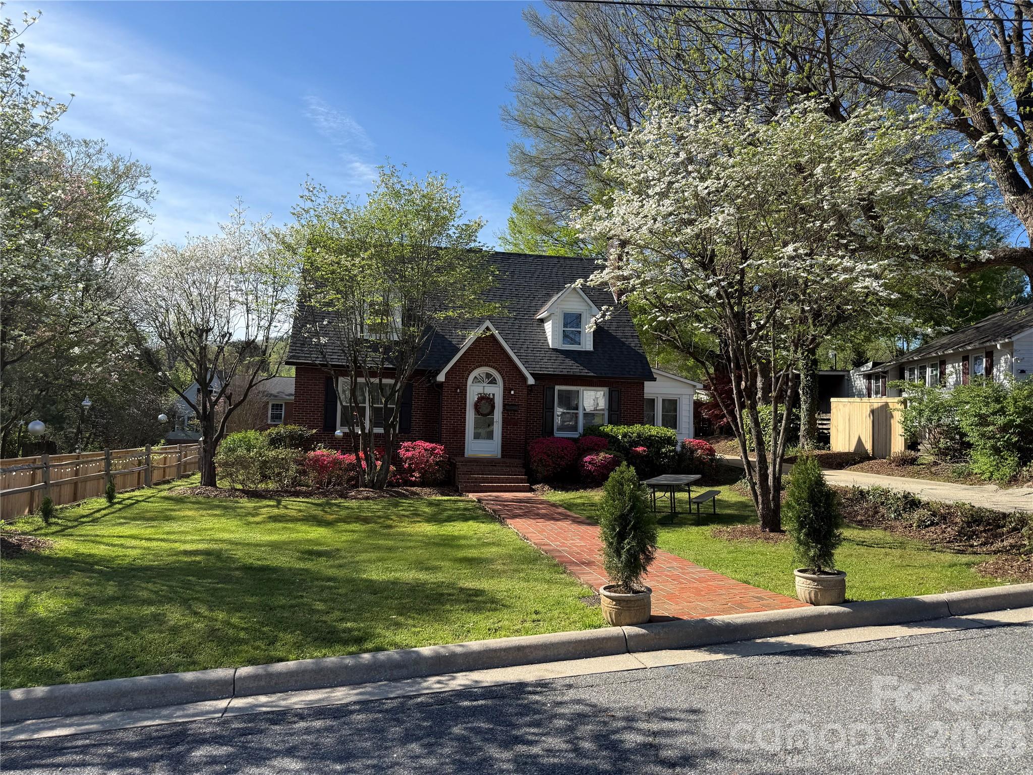 110 Lincoln Avenue Marion NC 28752