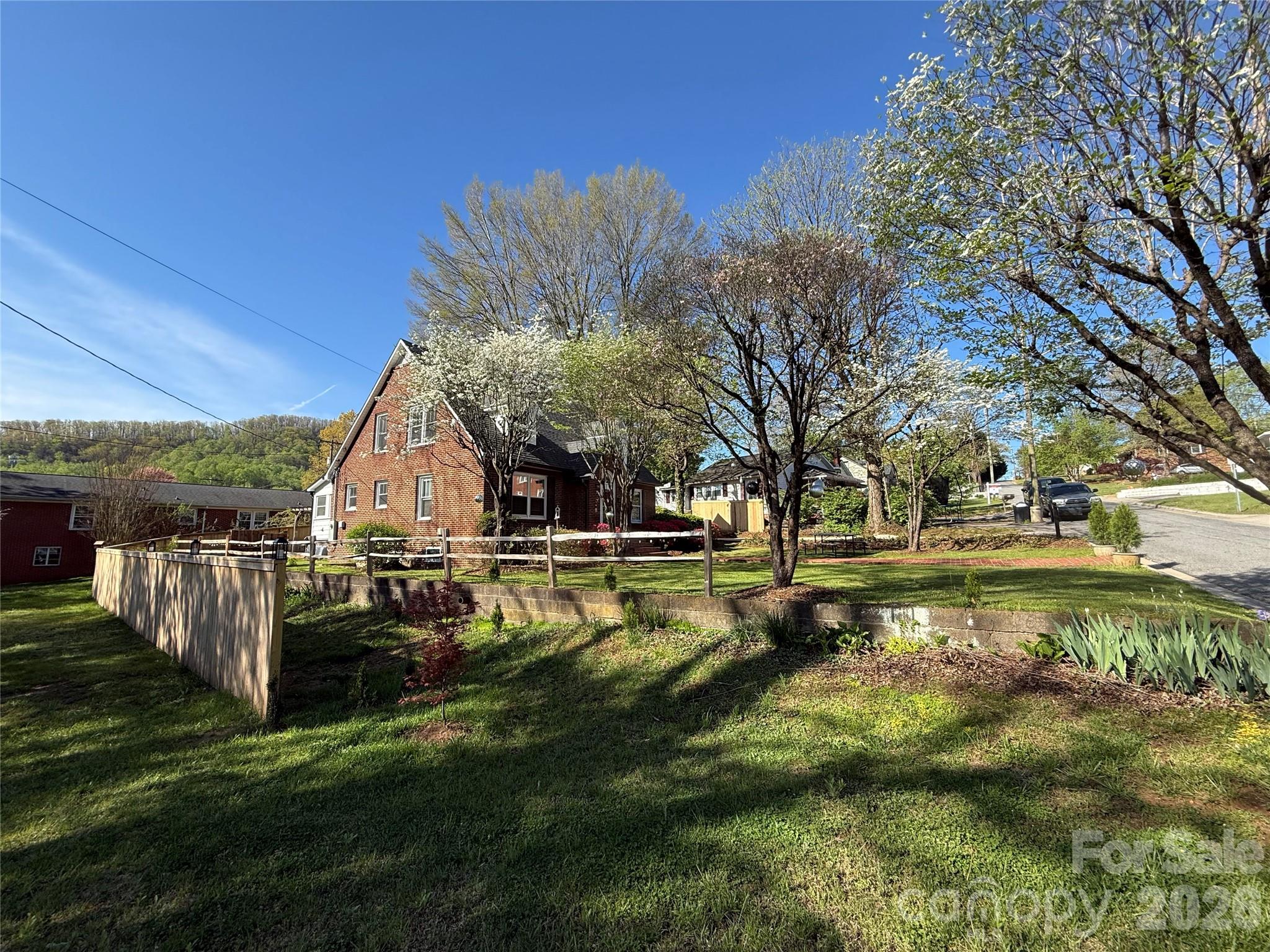 110 Lincoln Avenue Marion NC 28752