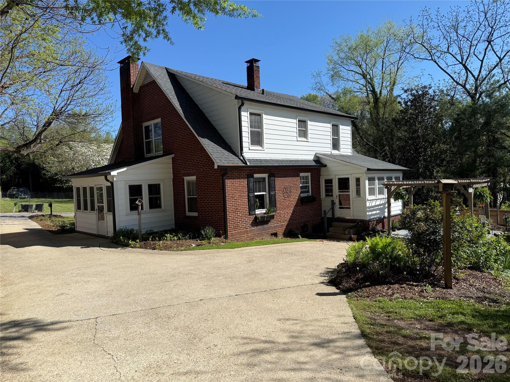 110 Lincoln Avenue Marion NC 28752