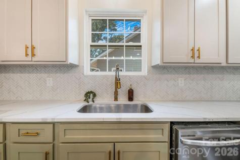131 Woodrow Avenue Asheville NC 28801
