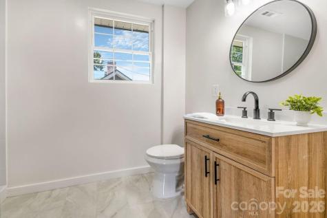 131 Woodrow Avenue Asheville NC 28801